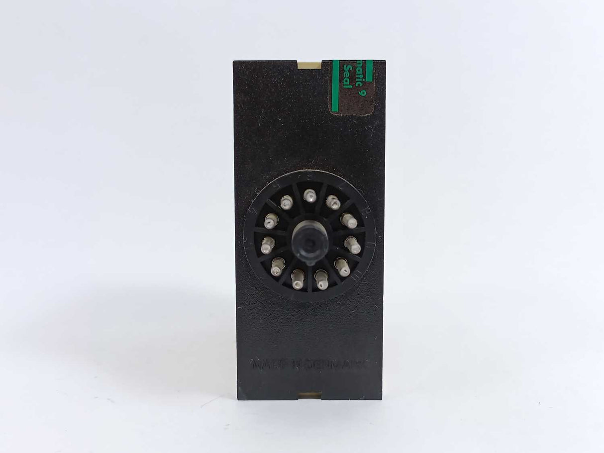 Electromatic SV 120 024 Cond. Liquids Dual Level Relay, Range 25K, 24V, 50/60Hz