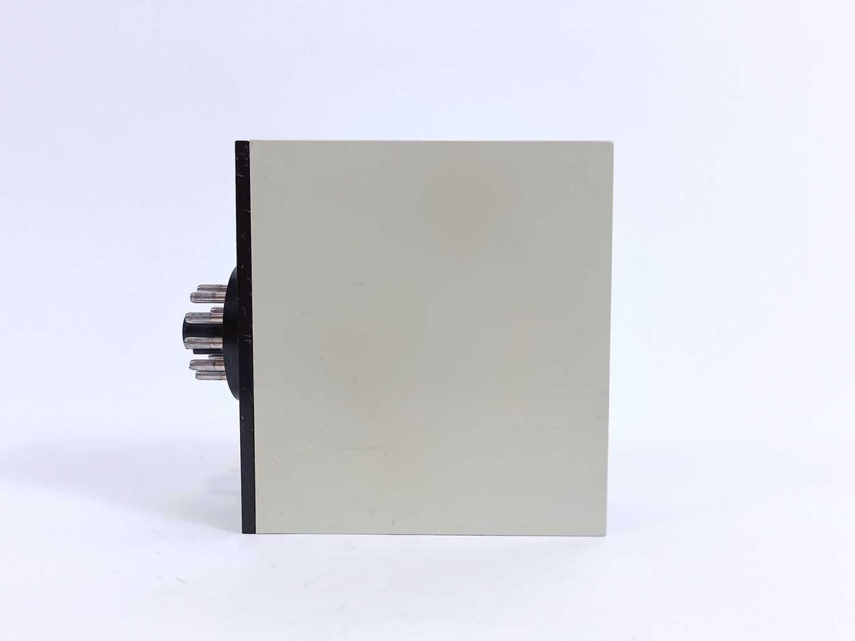 Electromatic SV250 220 Oil - Granulates Dual Level Relay