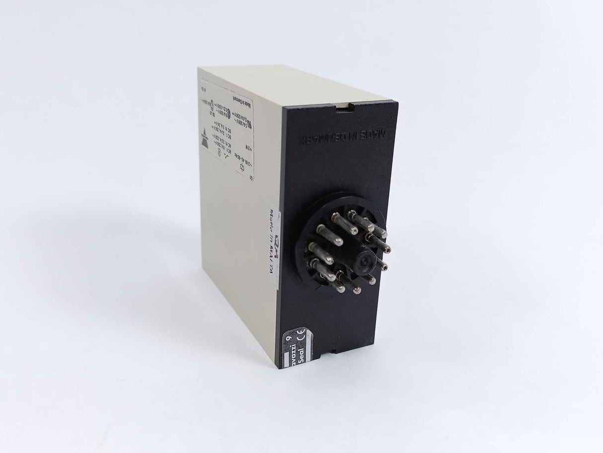 Carlo Gavazzi S105166924 Timer, 24V/115-230V, 50/60Hz