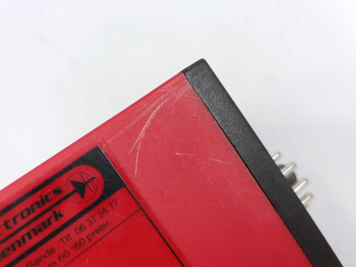 PR Electronics 2205 E0A1A PI Controller IN: 0-10V, Out: 0-20mA, 0-10V