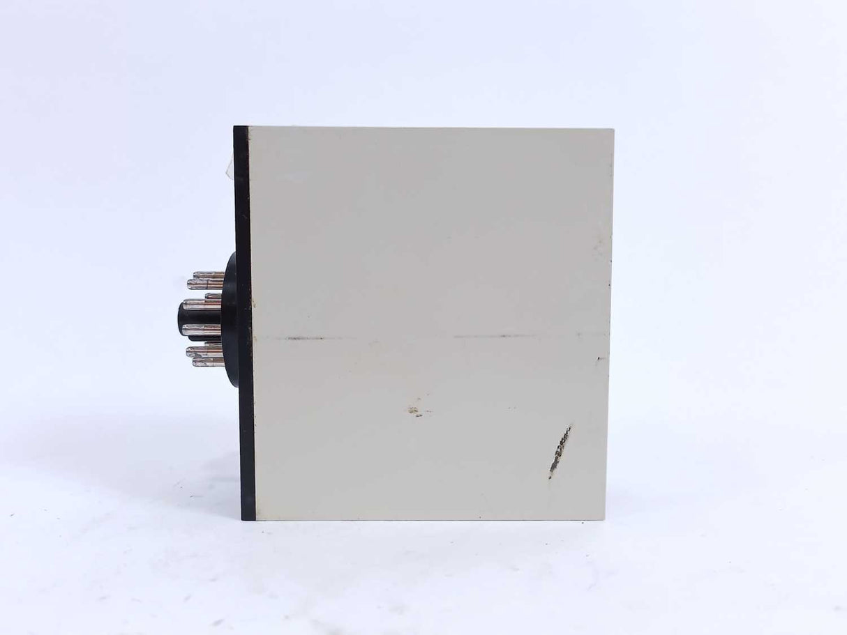 Electromatic S 117 166 920 Combi Timer. Automatic Start Supply 20-265 V AC-DC