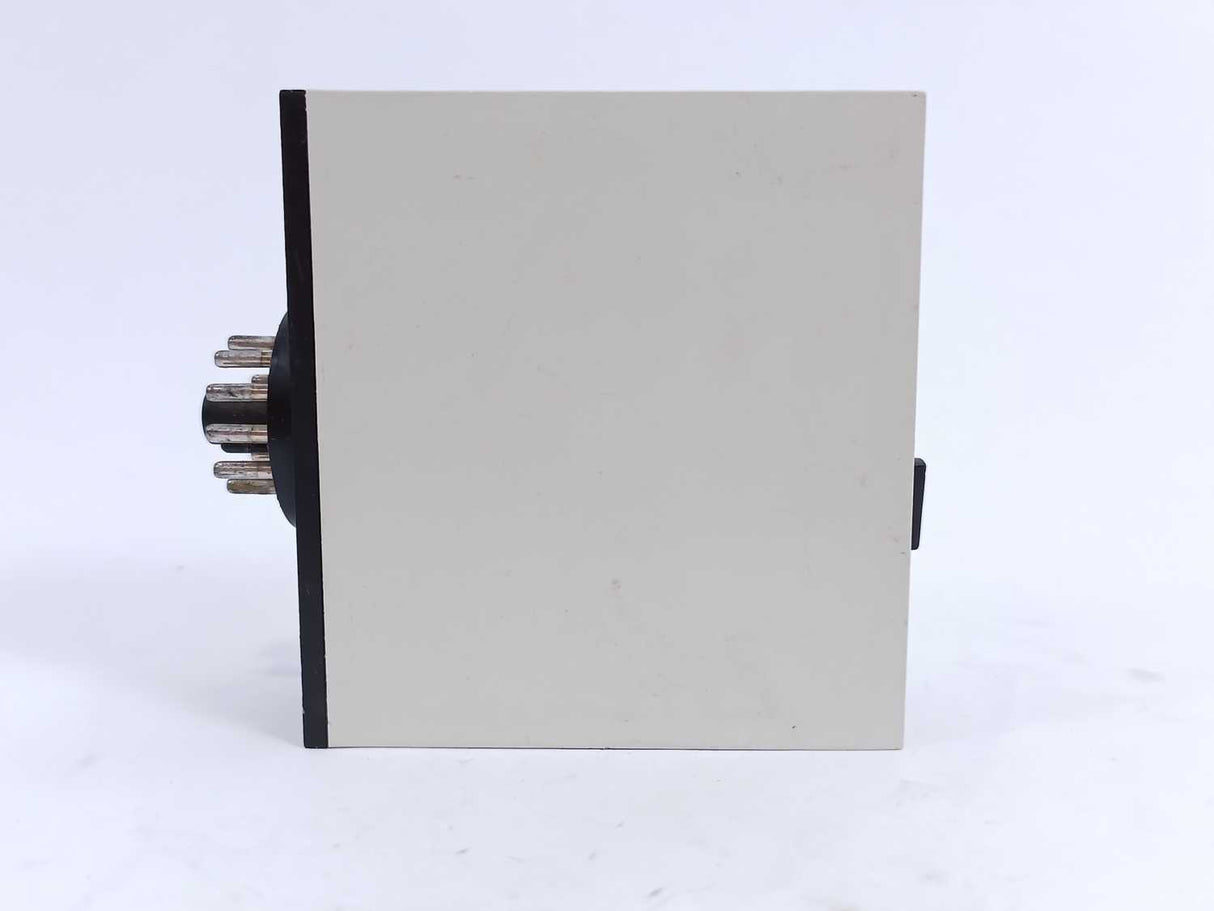 Carlo Gavazzi SM 155 024 Tachometer Relay 30-300RPM, 24VAC