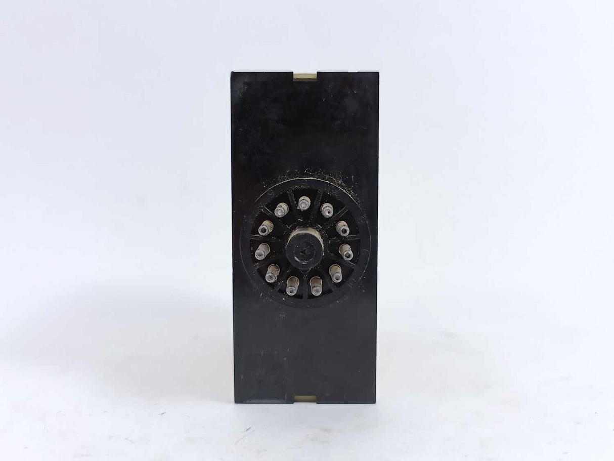 Electromatic SAM 205 220 Delay on Operate With Instant Contact 3-60sec.