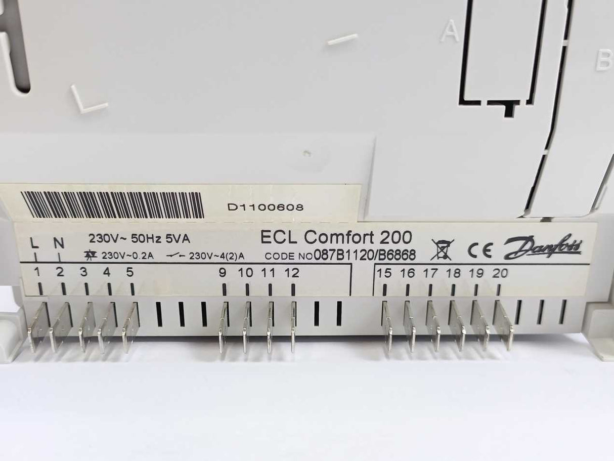 Danfoss 087B1120/B6868 ECL Comfort 200 Universal Controller