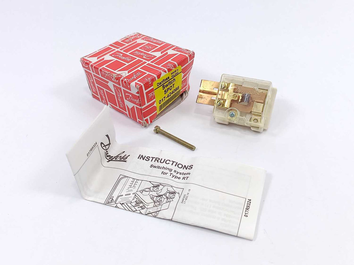 Danfoss 017-424066 Switch SPDT