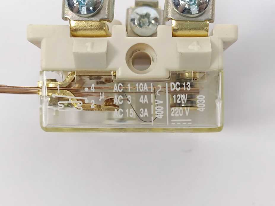 Danfoss 017-424066 Switch SPDT