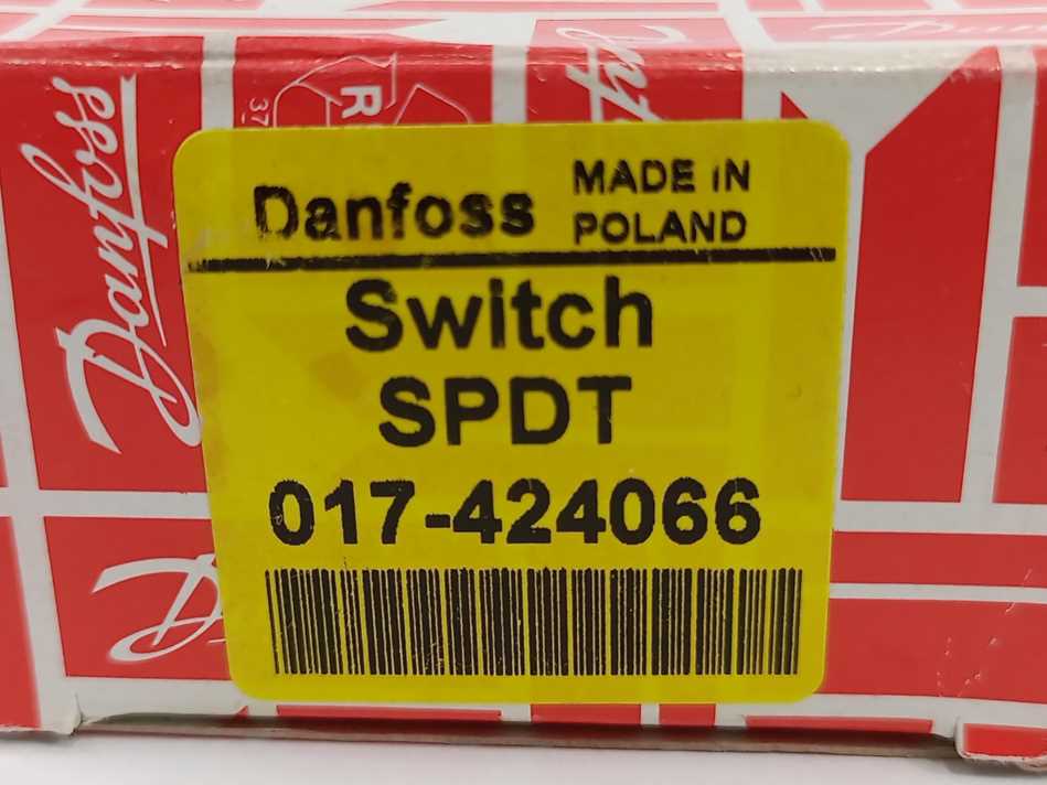 Danfoss 017-424066 Switch SPDT