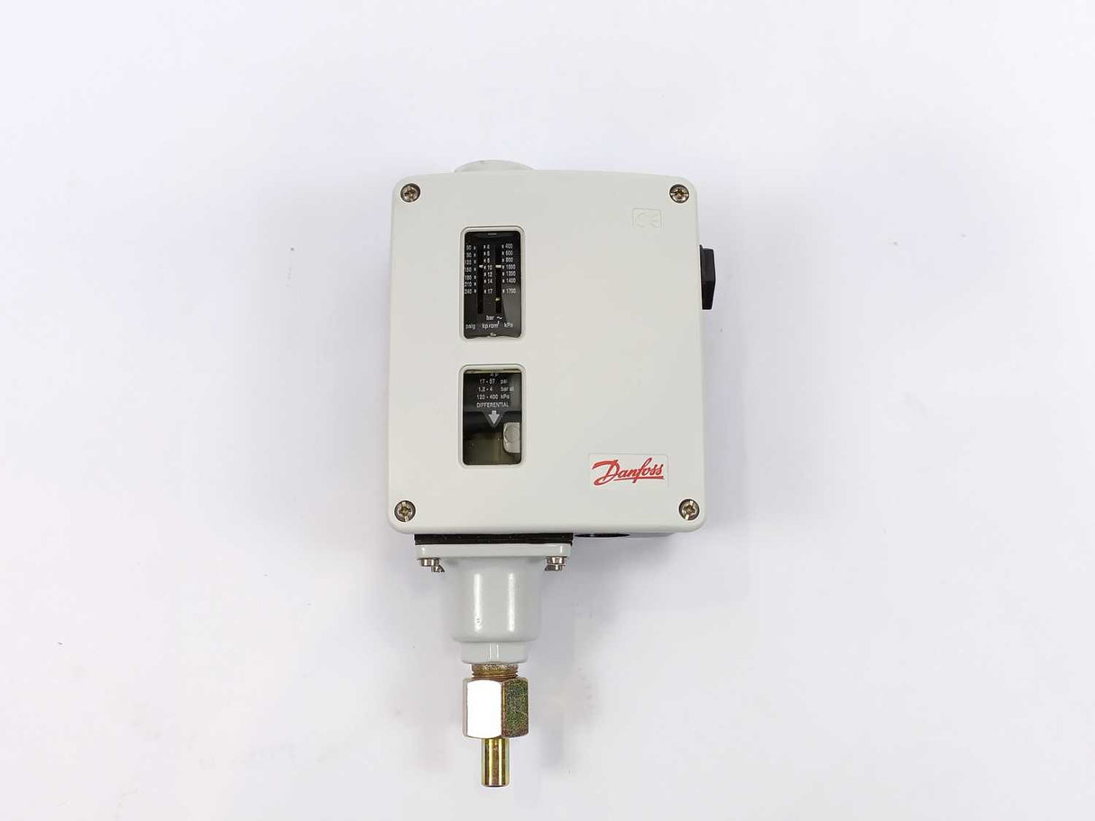 Danfoss 017-525566 Pressure Control RT5 w/ Switch SPDT 017-424066