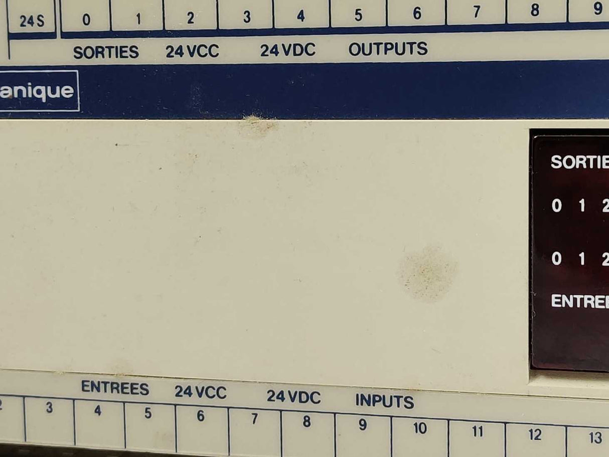 TELEMECANIQUE TSX DMF 401 Programmable Controller