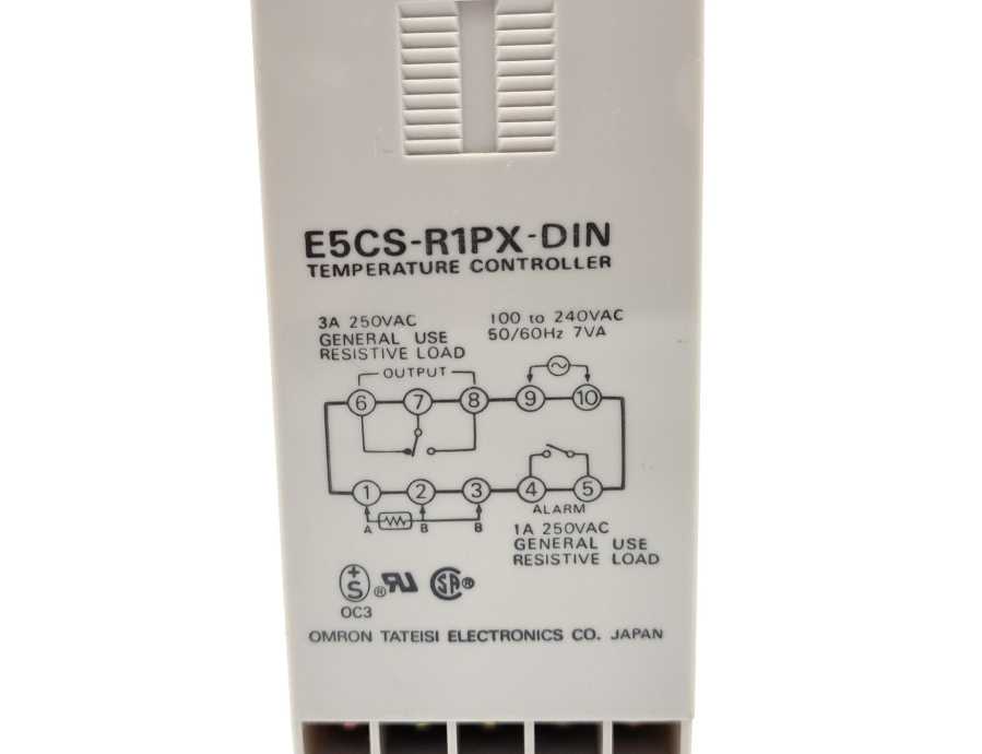 OMRON E5CS-R1PX-DIN Temperature Controller