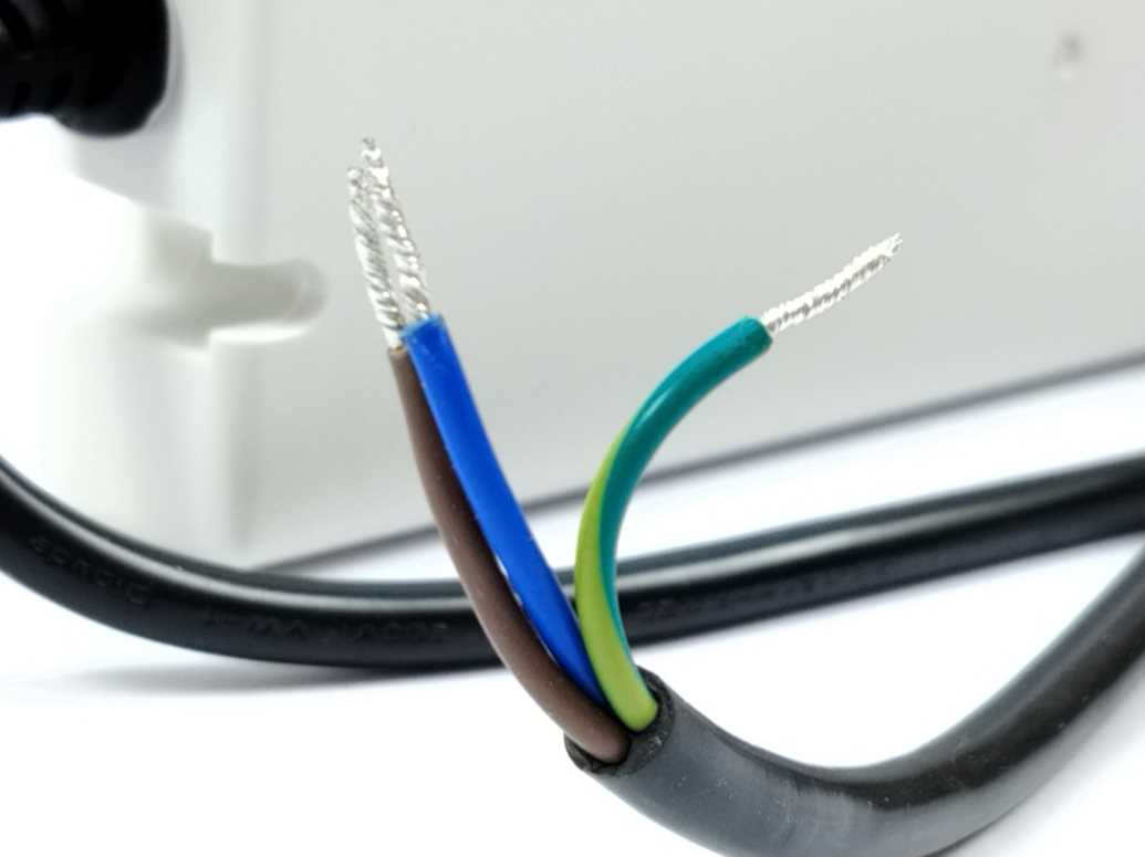 Mean Well PLN-60-24 AC-DC Single output LED driver