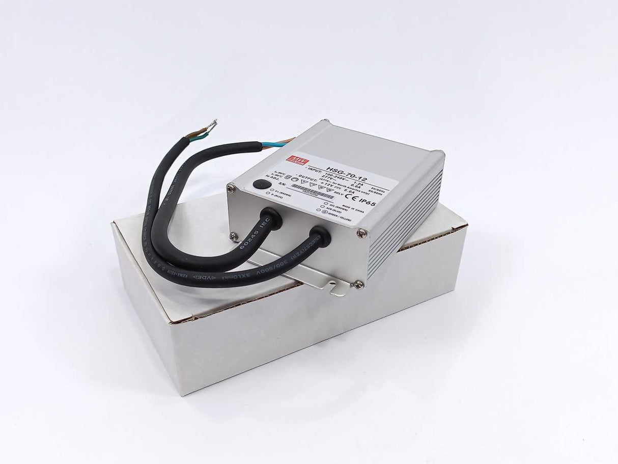 Mean Well HSG-70-12 60W, Input 10-240V 1.2A 277V 0,6V; Output 12V 5,0A