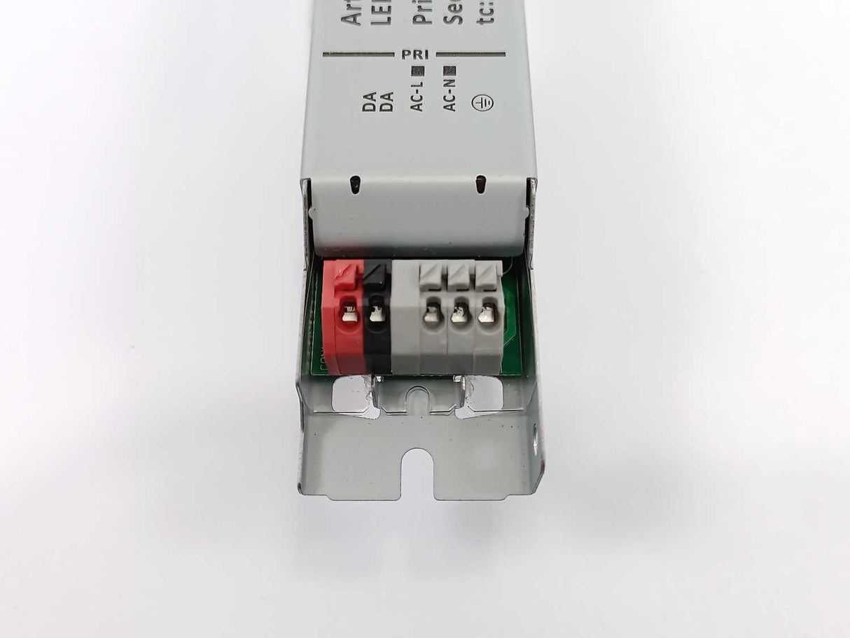 SNAPPY SDL-100-24VFB Single Ouput LED Drvier Power supply 100W