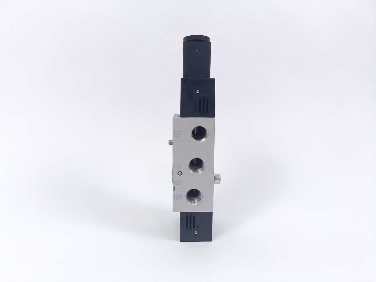 Festo 577295 VSNC-FC-M52-MD-G14-F8-1B2 Pneumatic Solenoid Valve w/ 8030802