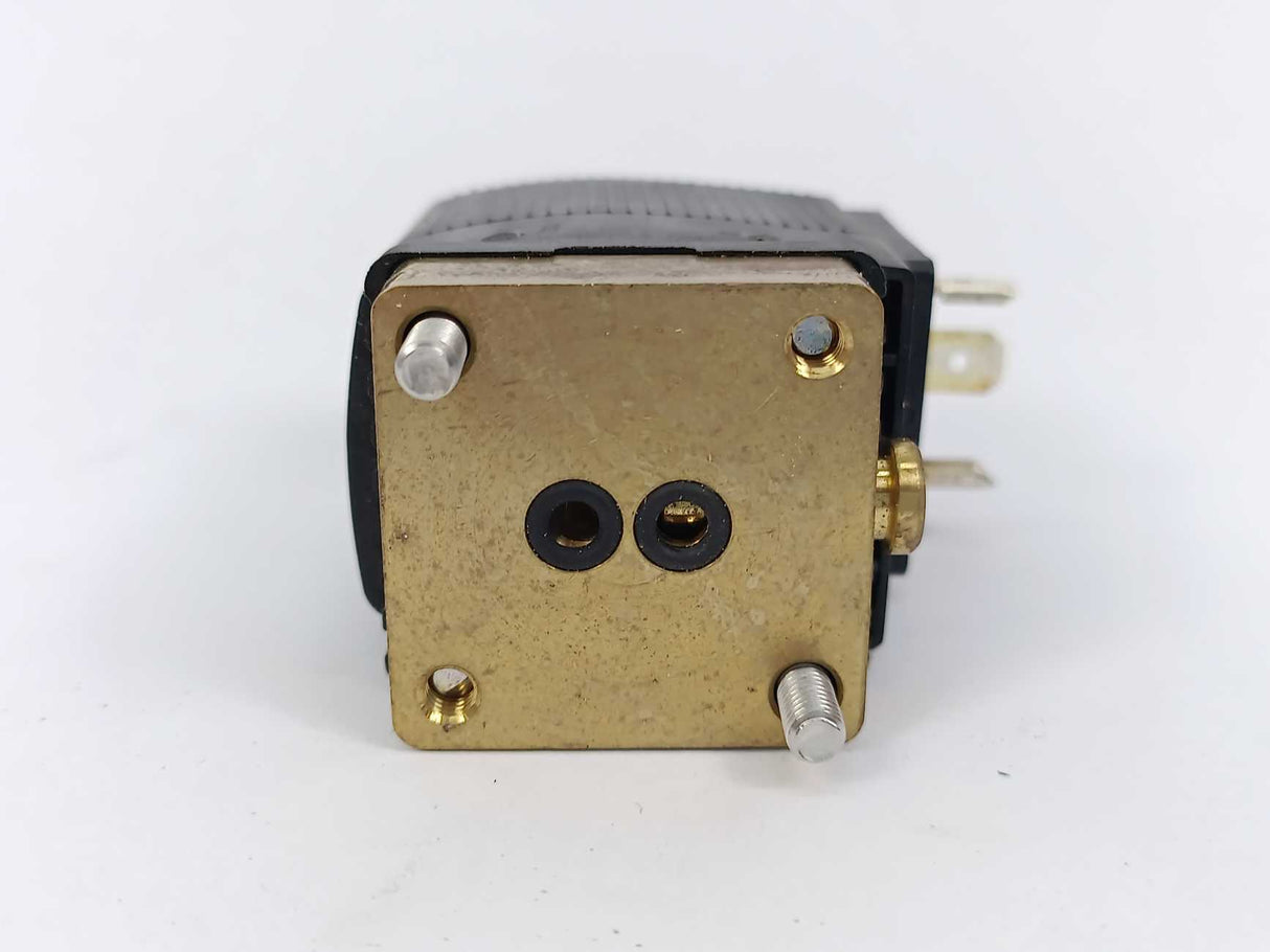 Burkert 00328923 6013 A 3.0 FLNSCH PN 0-4 Bar 24V DC 8W