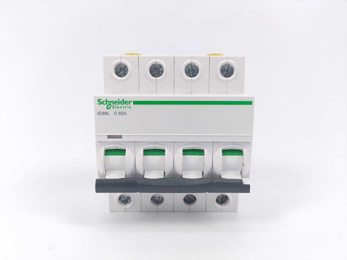 Schneider Electric A9F94432 Miniature Circuit Breaker 32A