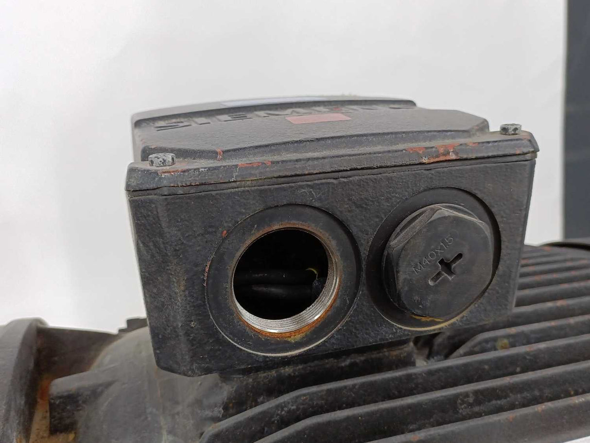 GRUNDFOS 98835478 NB 125-315/290 ASF2ABQQE Pump, used for a test