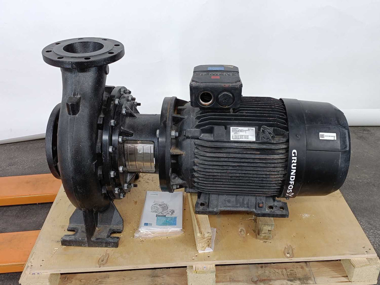 GRUNDFOS 98835478 NB 125-315/290 ASF2ABQQE Pump, used for a test