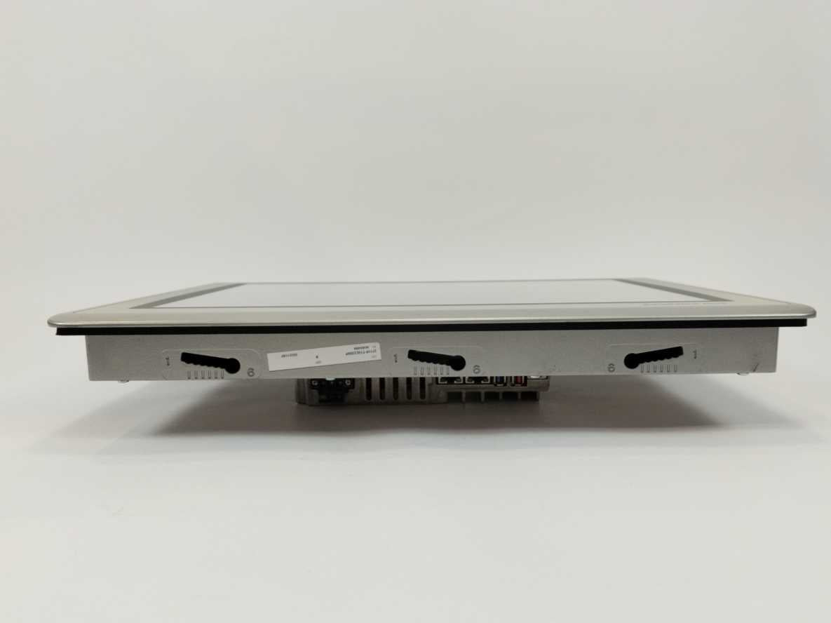 AB 2711P-T15C22D9P Ser B PanelView Plus 7