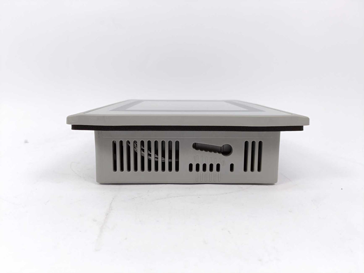 AB 2711P-T7C21D8S Ser. B PanelView Plus 7