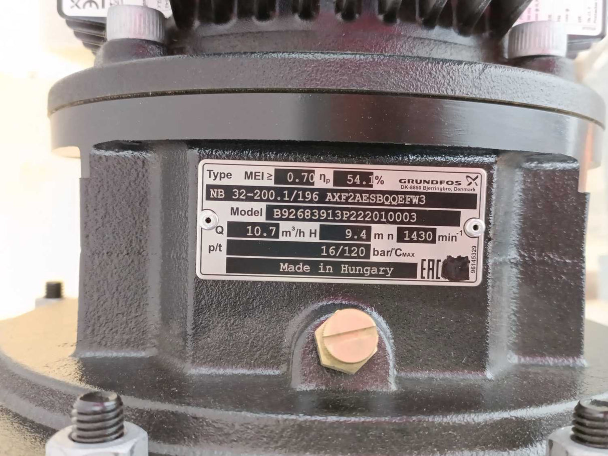 GRUNDFOS 92683913 Pump with Motor, p/t 16/120 bar/Cmax