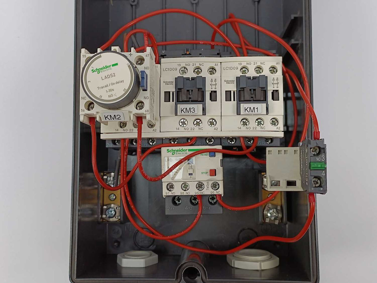 Schneider Electric LE3D09P7 Enclosed Star-Delta Starter