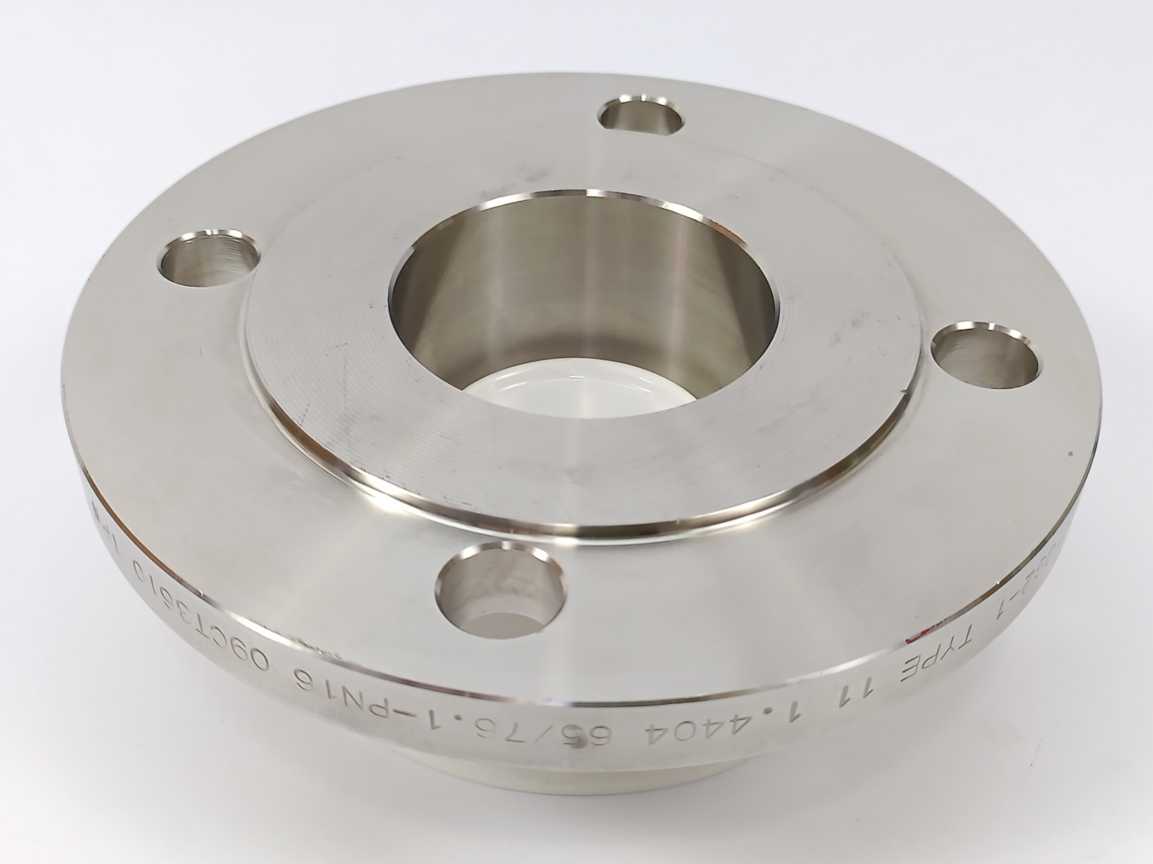 Taizhou Pipeway Industry DIN 2633/EN1092-1 Weld Neck Flange, Stainless Steel