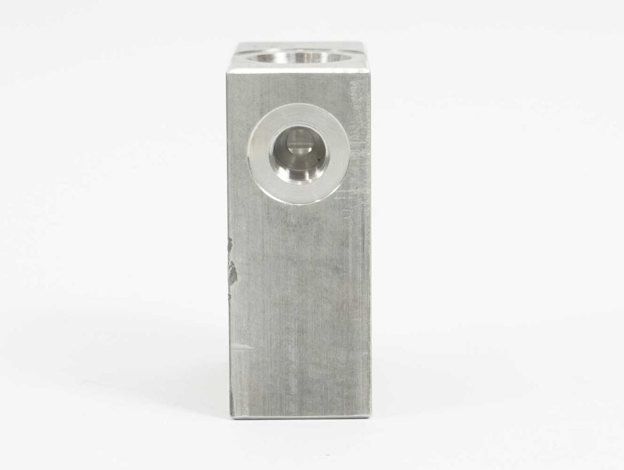 Integrated Hydraulics B8533 Hydraulic Line-Mounting Cartridge Valve Block