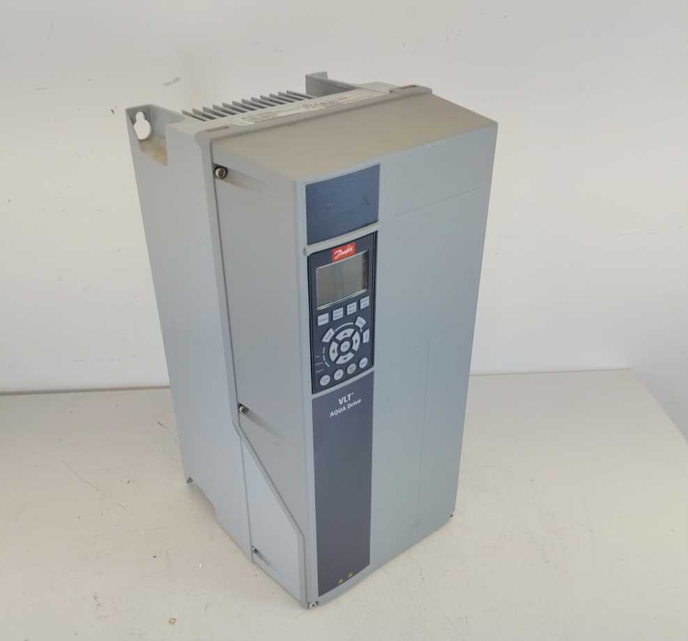 Danfoss 134F7585 Frequency converter, FC-202P11KT4E66H1XGXX 11 KW / 15 HP