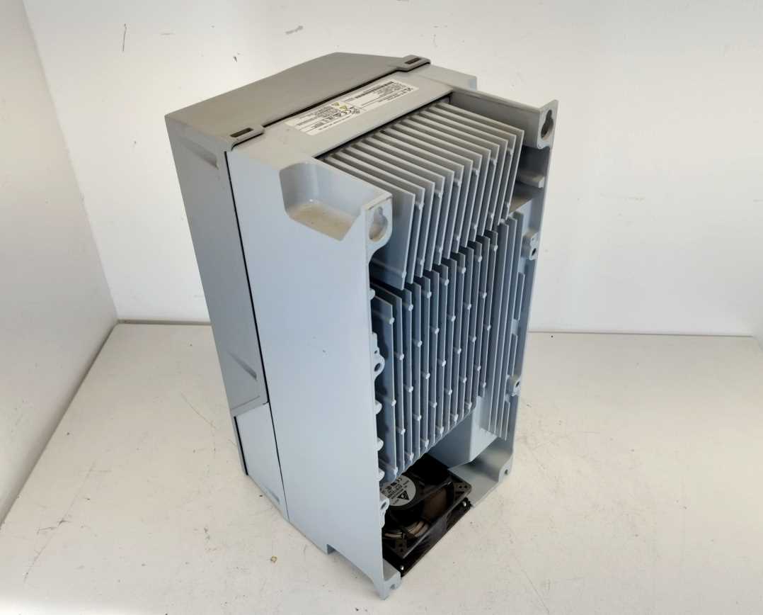 Danfoss 134F7585 Frequency converter, FC-202P11KT4E66H1XGXX 11 KW / 15 HP