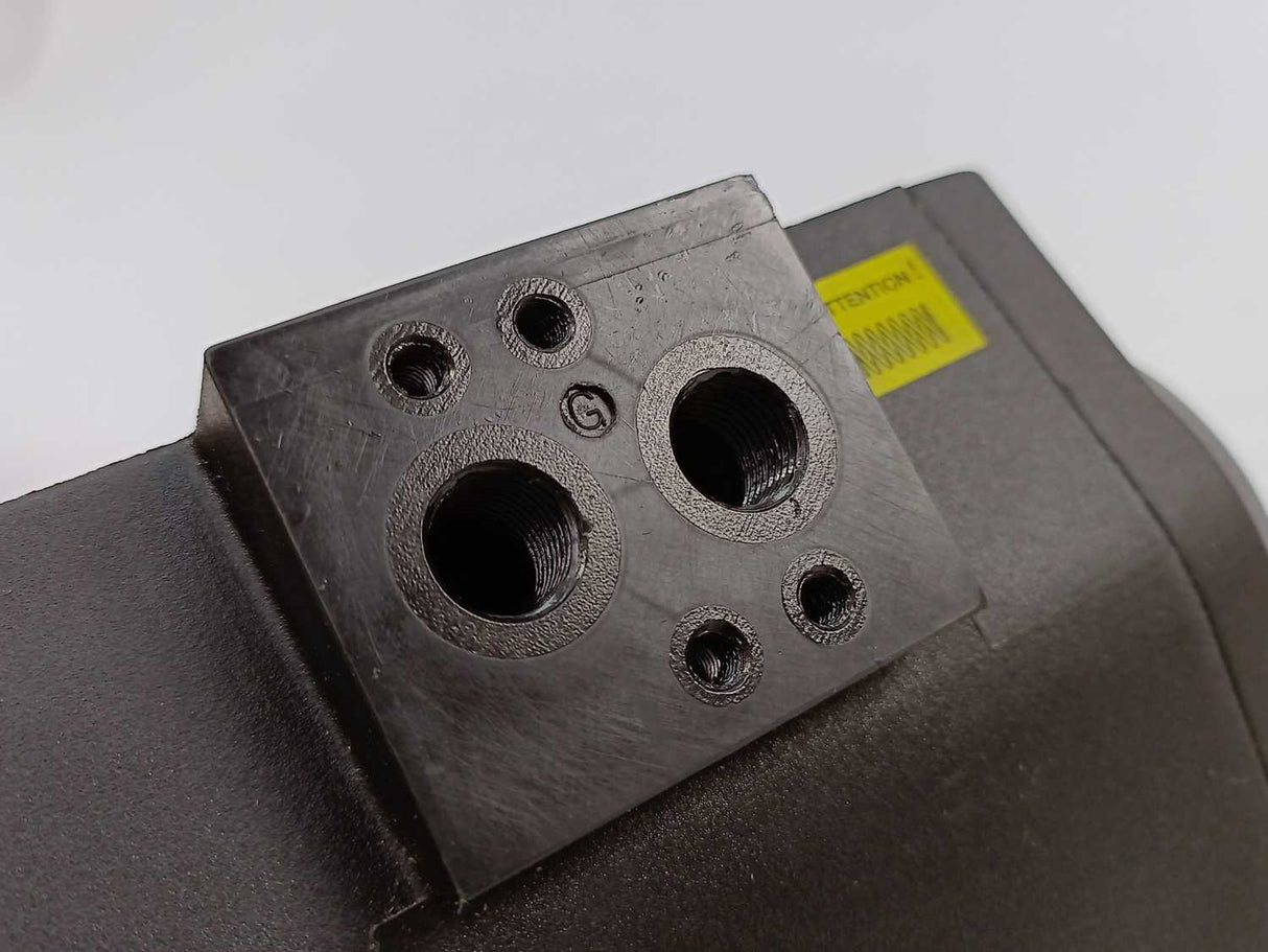 Emme/Max-Air Technology UT18-5CAD31S300 UT Series – Flanged Aluminum Actuators