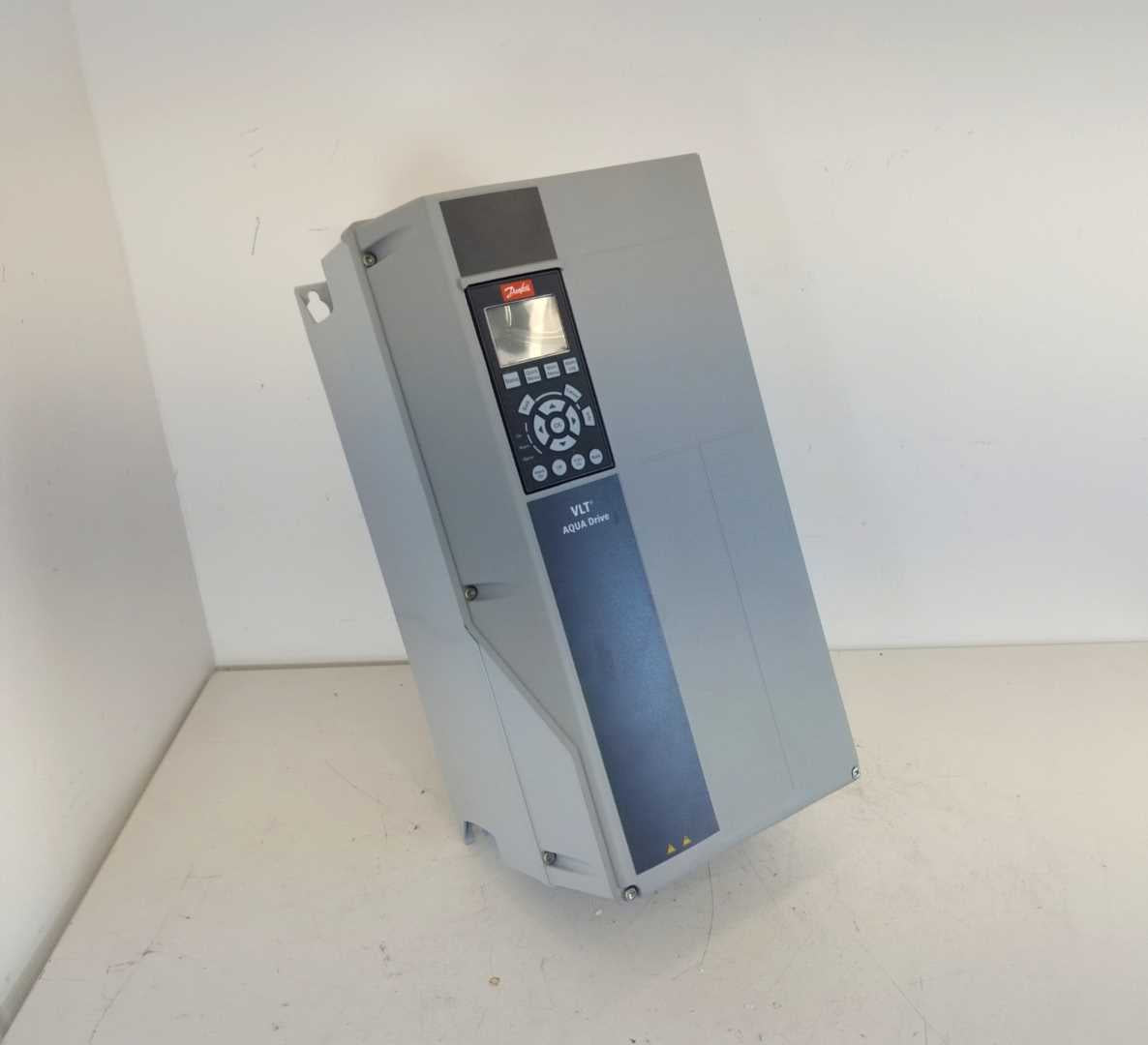 Danfoss 131F0850 Frequency converter, FC-202P11KT4E66H1XGX 11 KW / 15 HP