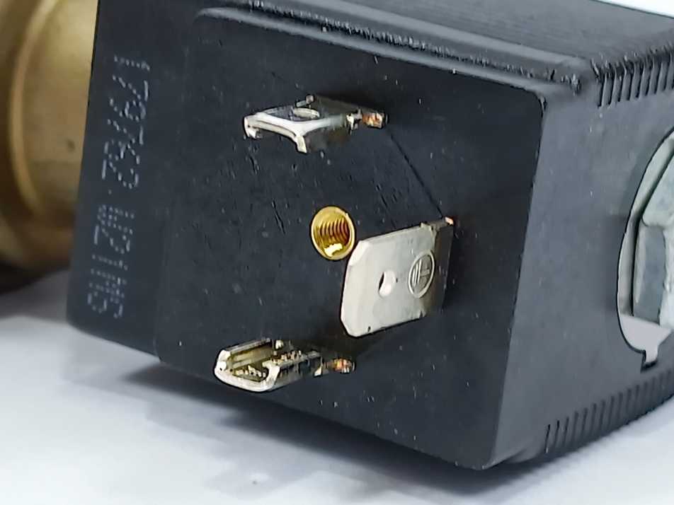 Bürkert 00221844 2/2-WAY NC SOLENOID VALVE; SERVO-ASSISTED