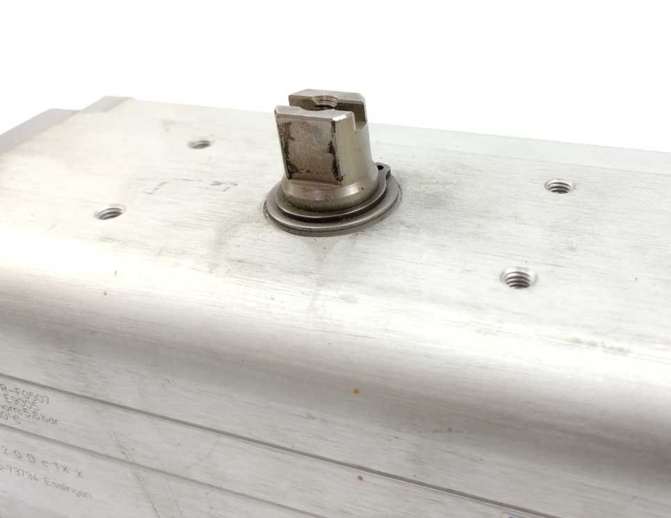 Festo 533420 DAPS-0106-090-R-F0507 Semi-rotary Drive