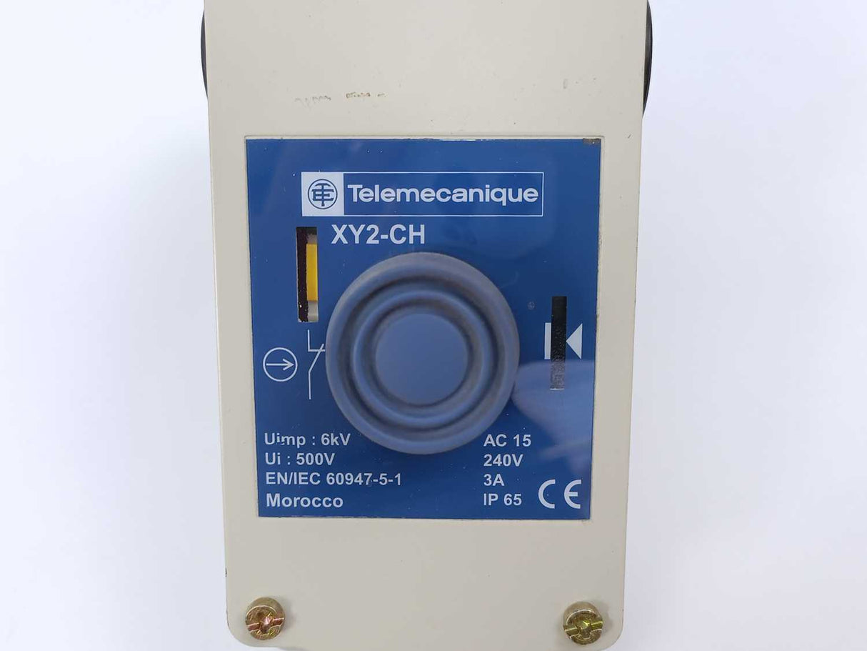 TELEMECANIQUE XY2CH13270 Emergency Stop Switch