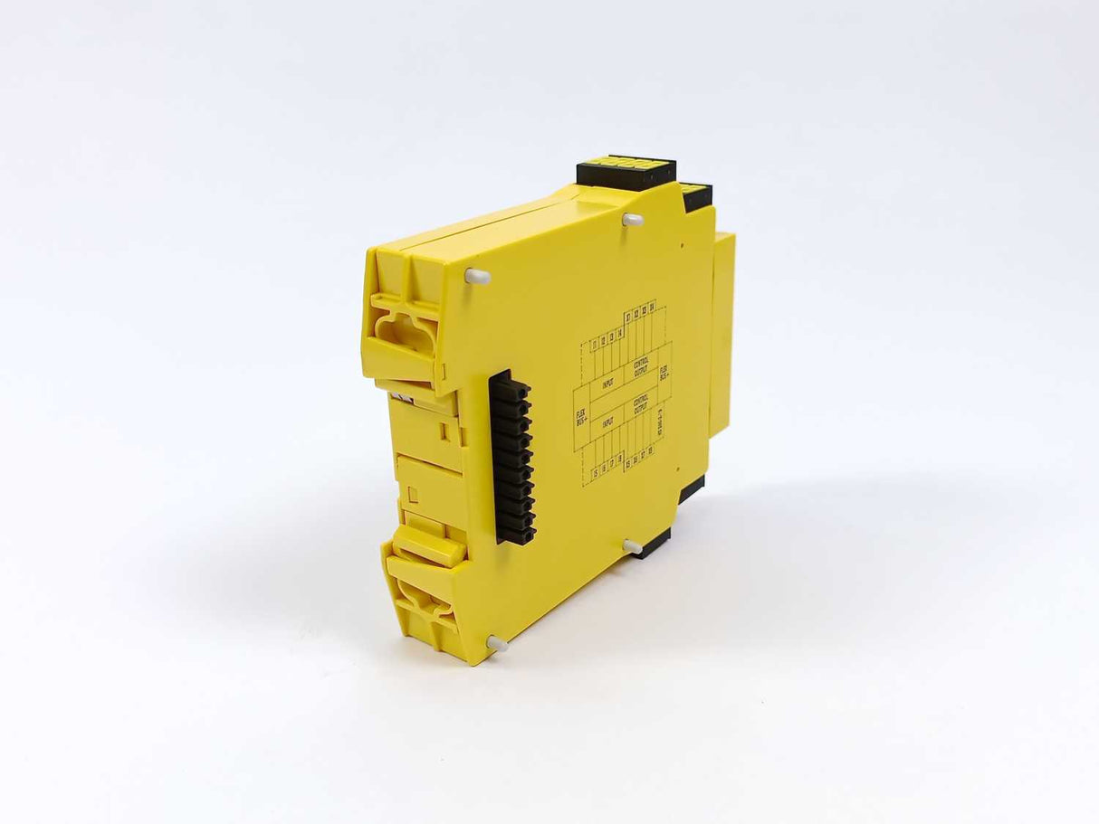 SICK 1044124 FX3-XTDI80002 Safety Relay
