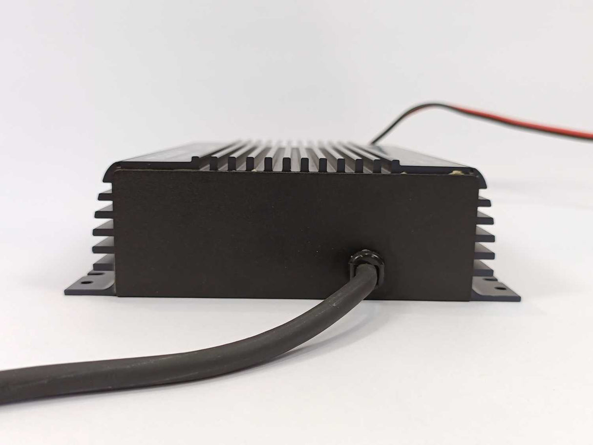 Mascot 9740 3 Step Charger 3.3 AMP