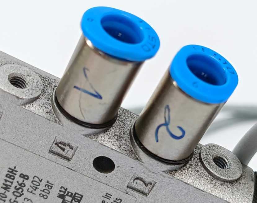 Festo 533153 CPE10-M1BH-5/3G-QS6-B Solenoid Valve