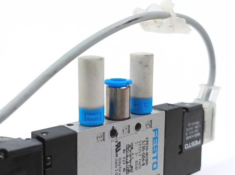 Festo 533153 CPE10-M1BH-5/3G-QS6-B Solenoid Valve