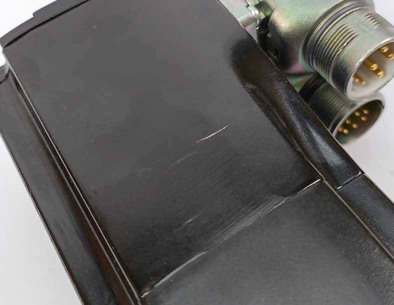 Schneider Electric BMH0701T06F2A Lexium BMH 3-phase Servo Motor