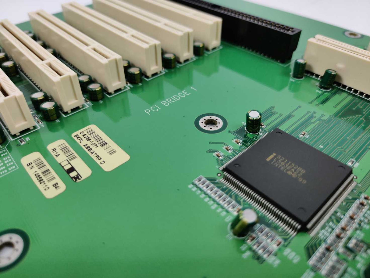 ABB 3HAC14363-1 DSQC 541 2-A236-1071 Backplane