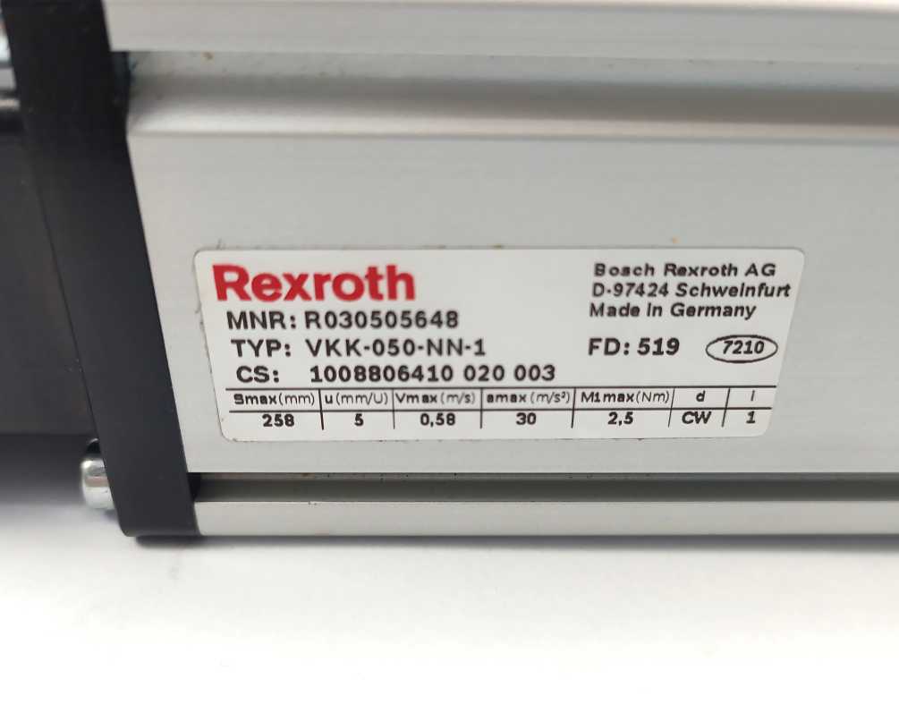 Beckhoff AM8111-0F21-0000 Servo Motor w/ Bosch Rexroth R030505648 VKK-050-NN-1
