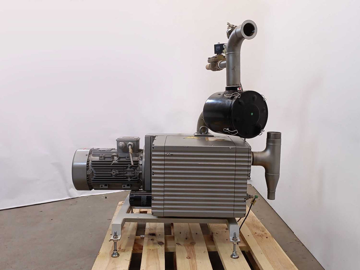 Becker U5.200 Rotary Vane Vacuum Pump