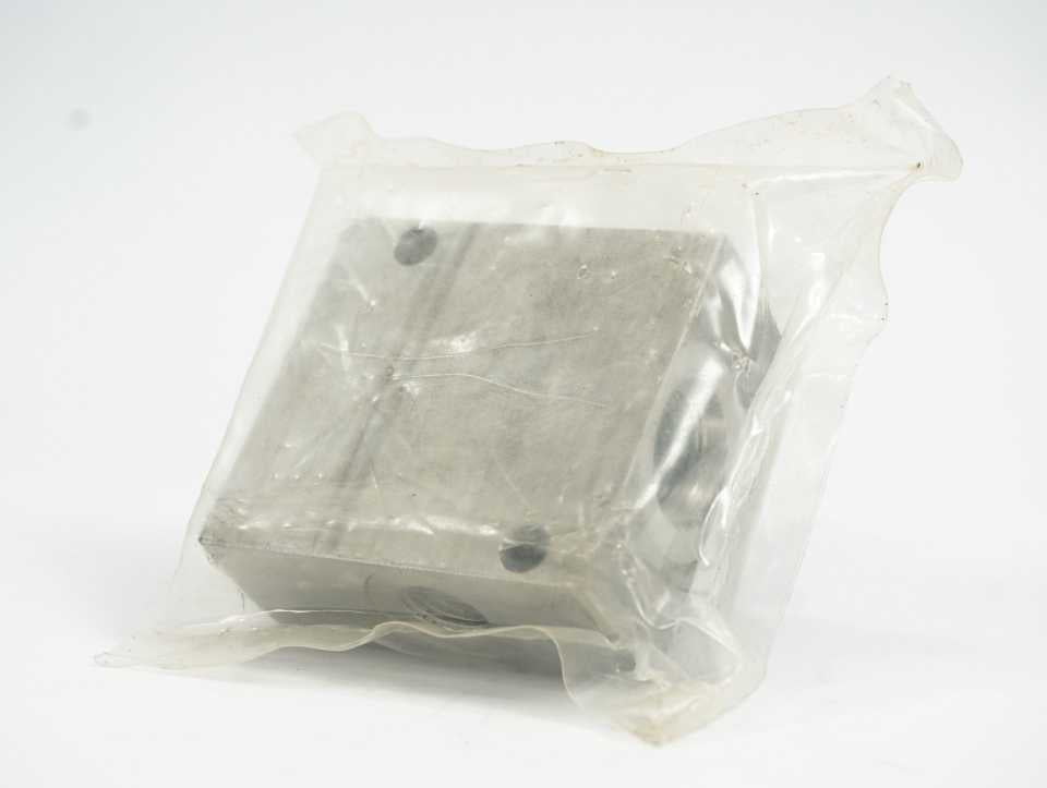 Integrated Hydraulics B7724 Hydraulic Valve Block / Manifold