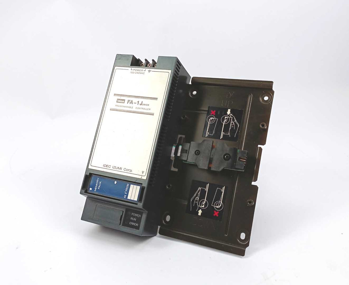Idec FA-1J PFJ-CR1EU CPU Unit