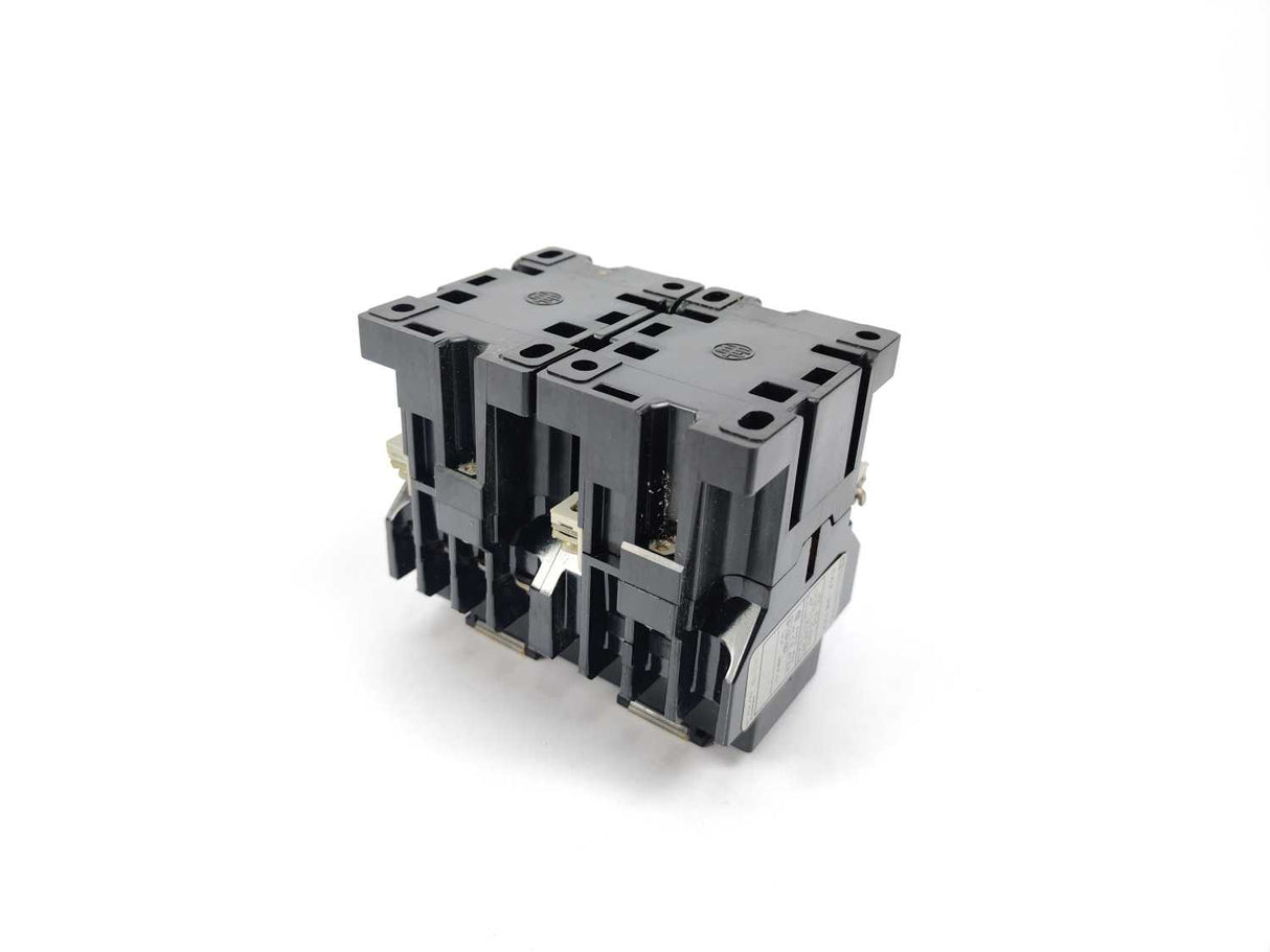 TELEMECANIQUE CA2-DK122 CONTROL RELAY 600V MAX, 24V, 50Hz