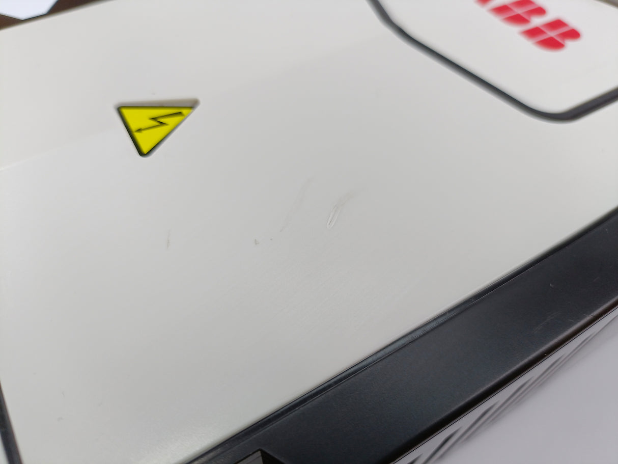 ABB 3AUA0000143477 ACS880-01-07A5-2+E200+K454