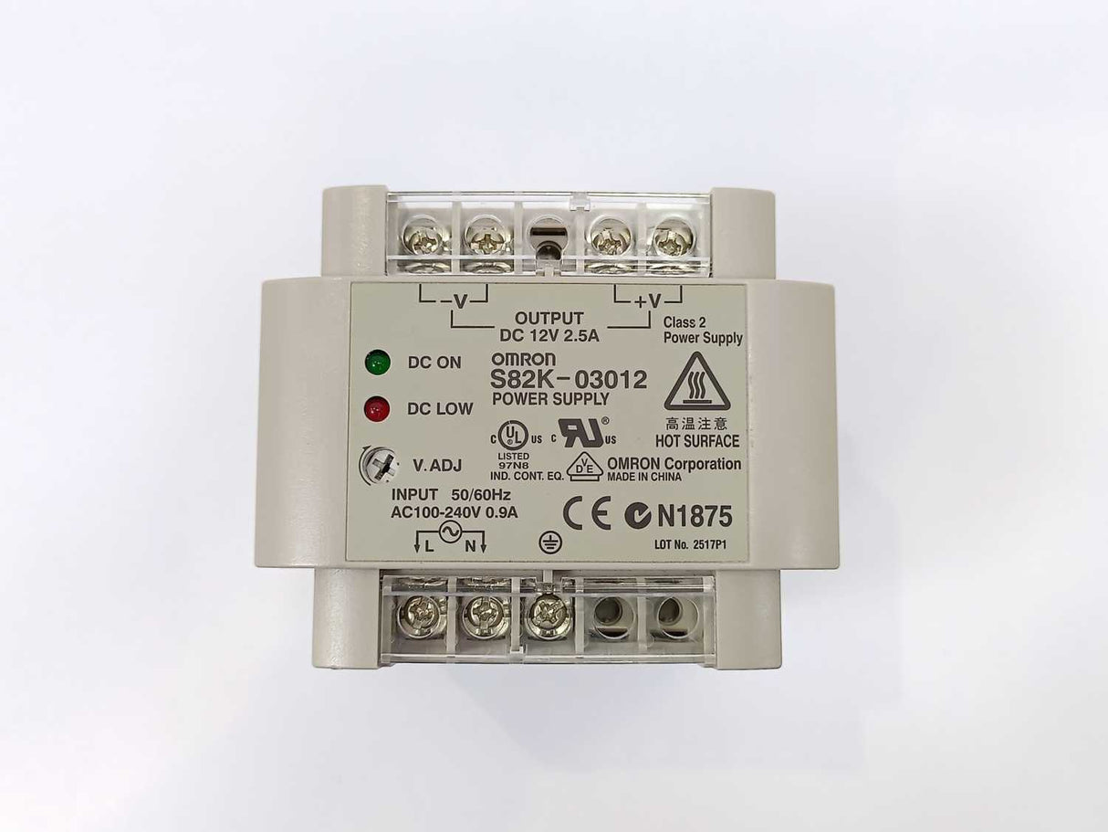 OMRON S82K-03012 Single Output Power Supply 12V 2.5A, 50/60Hz