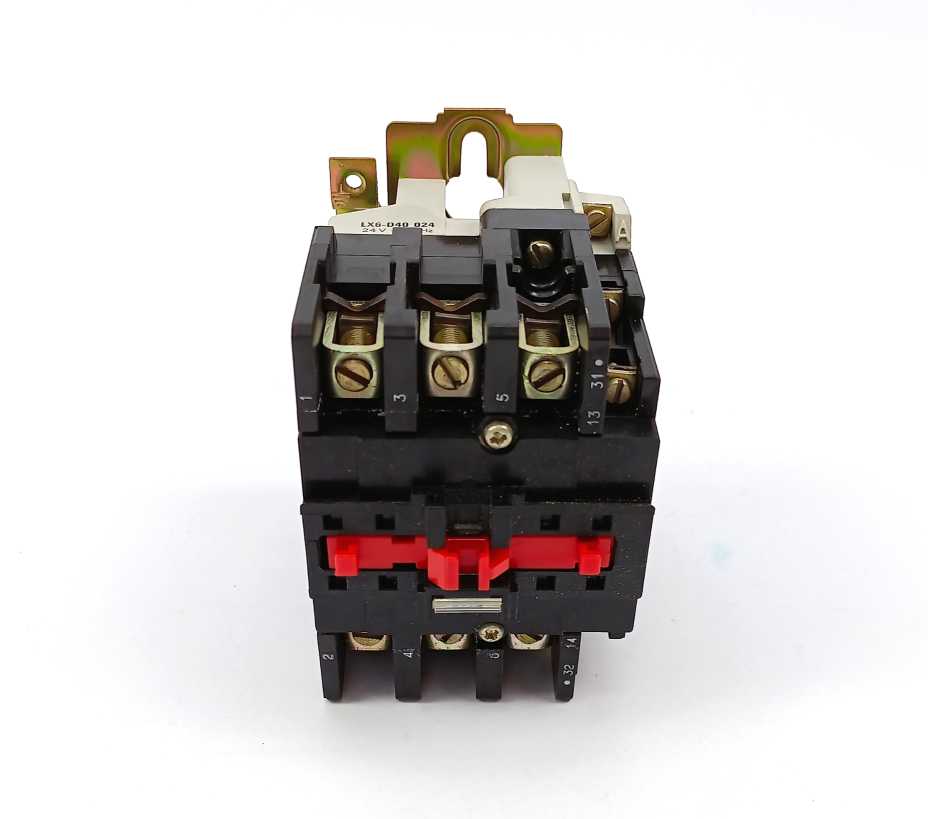 TELEMECANIQUE LC1-D633 Power Contactor 63A Coil 24V 50Hz