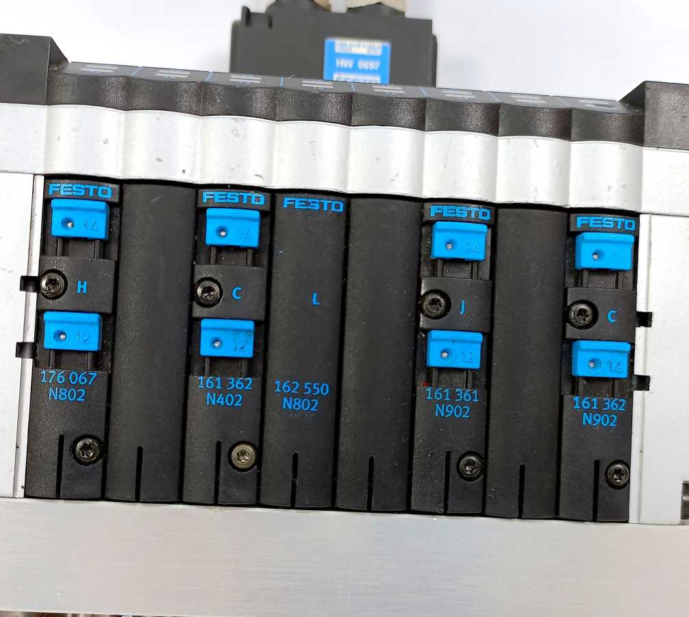 Festo 18210 CPV14-VI Valve Terminal, W/ 165811, 152427, 18529